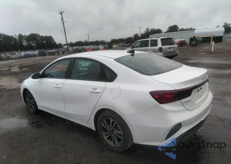 2024 Kia Forte Lx/Lxs из США, поврежденный, VIN 3KPF24AD5RE752861